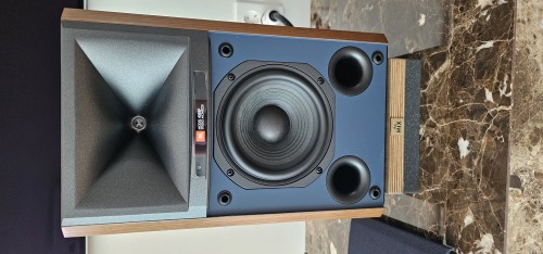 jbl 4305