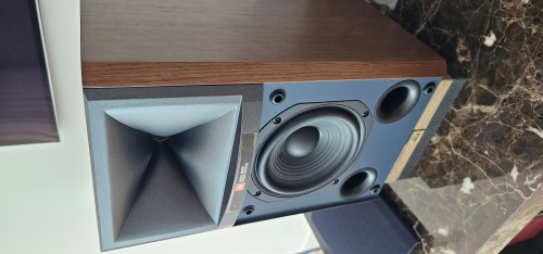 jbl 4305